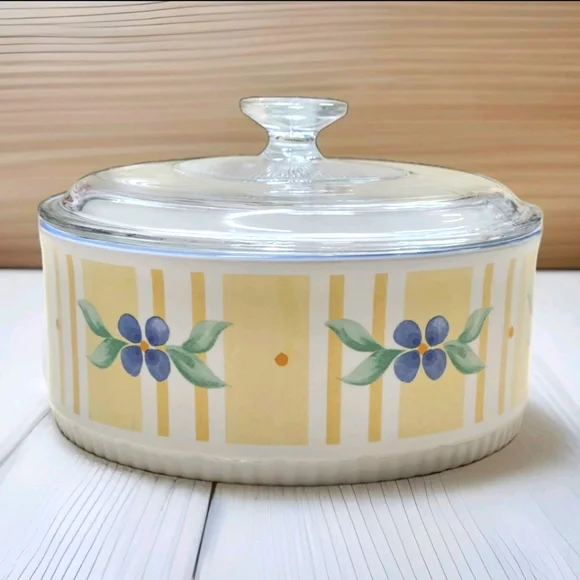 🌼 Pfaltzgraff Summer Breeze 2 Qt Covered Casserole – Vintage Stoneware Charm - Picture 2 of 11